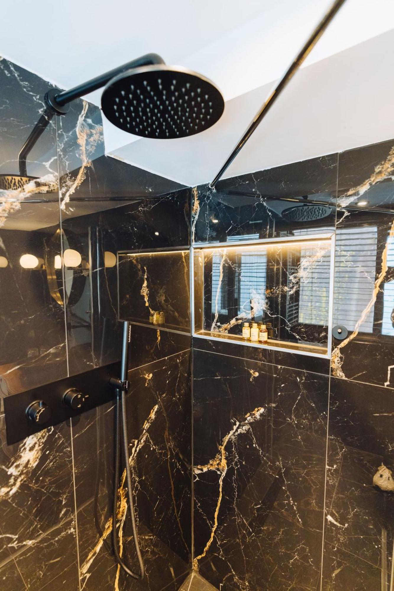 Lok Historics Luxury Art-Inspired Loft In Historic City Centre! Haarlem Exterior foto